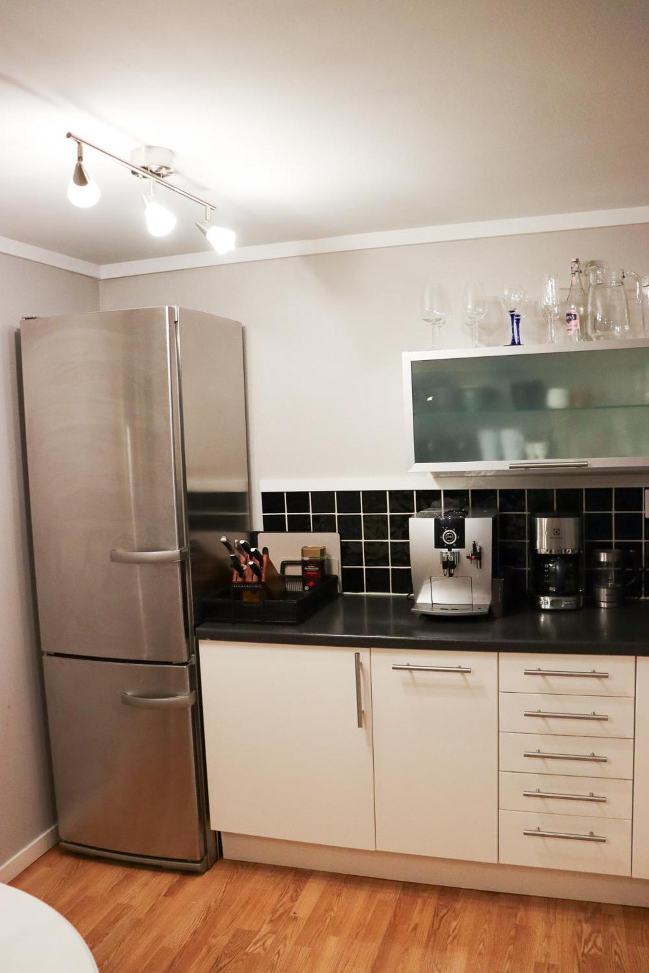 Oestravi Visby 2 Rok Stor Altan Apartment Exterior photo