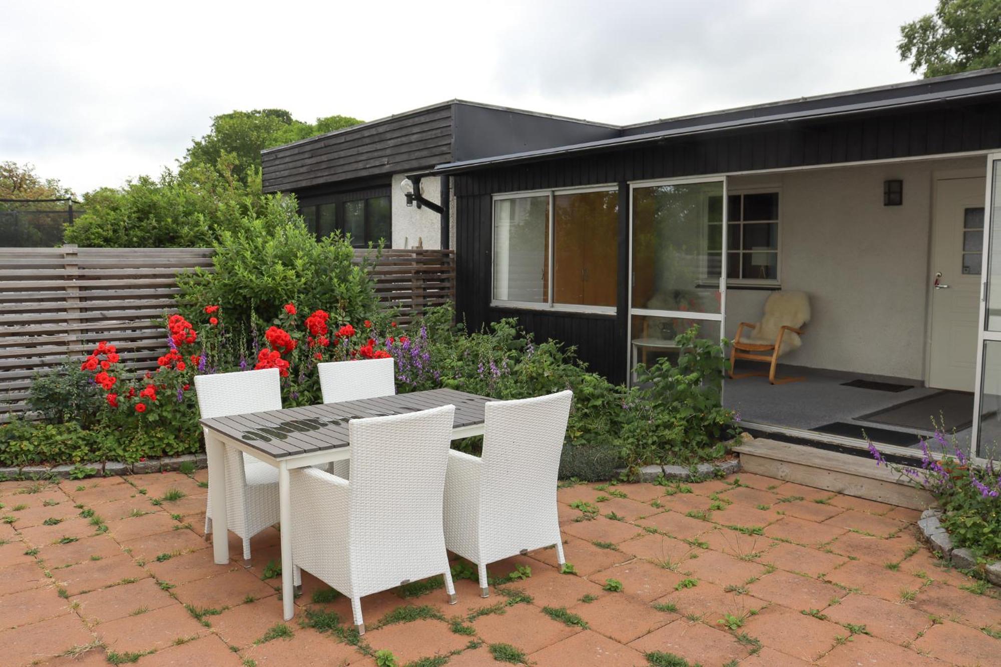 Oestravi Visby 2 Rok Stor Altan Apartment Exterior photo